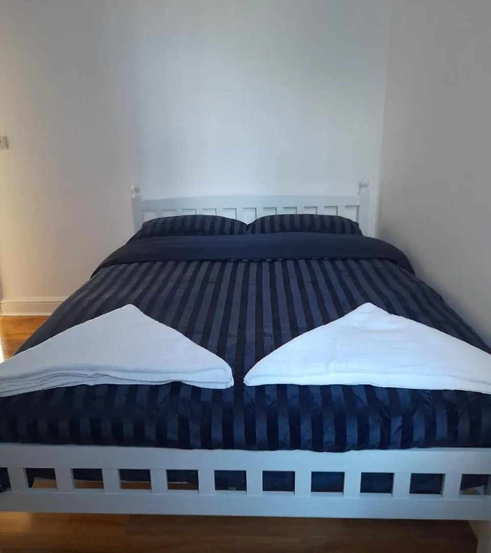 Habitación en casa particular Rayan'S Lodge Stratford Londres